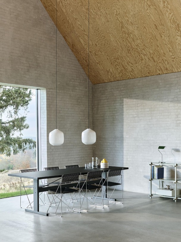 chaise x-linea noir di fieno nero