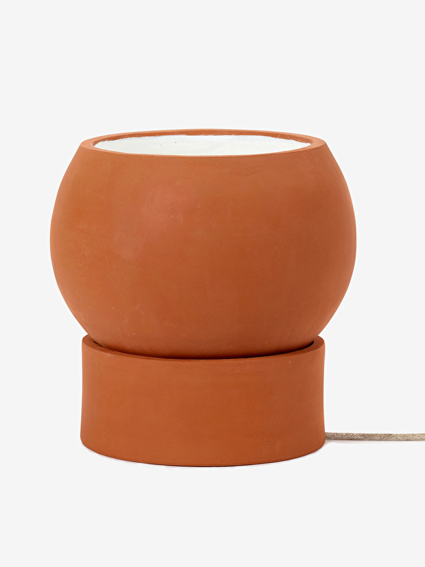 in piedi lampada da terra a bassa terracotta
